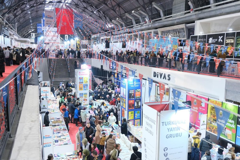 Hafta Sonu Yazarlar Geçidi Yaşanacak