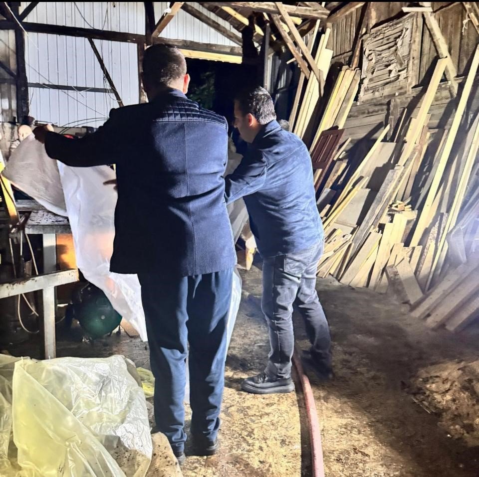 Marangoz Atölyesinde Çıkan Yangın Söndürüldü