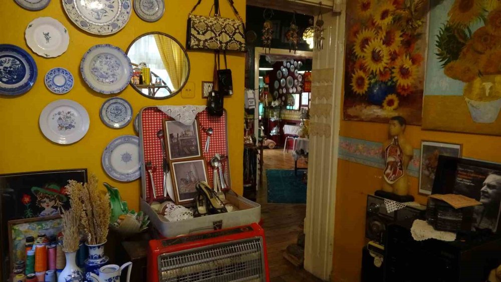 Paris’ten Bursa’ya Uzanan Antika Hikayesi