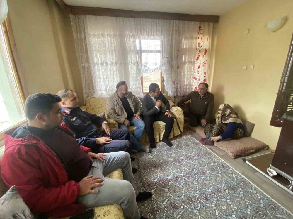 Cumhuriyetle Aynı Yaşı Paylaşan Vatandaşlara Osmaneli'nde Vefa Buluşması