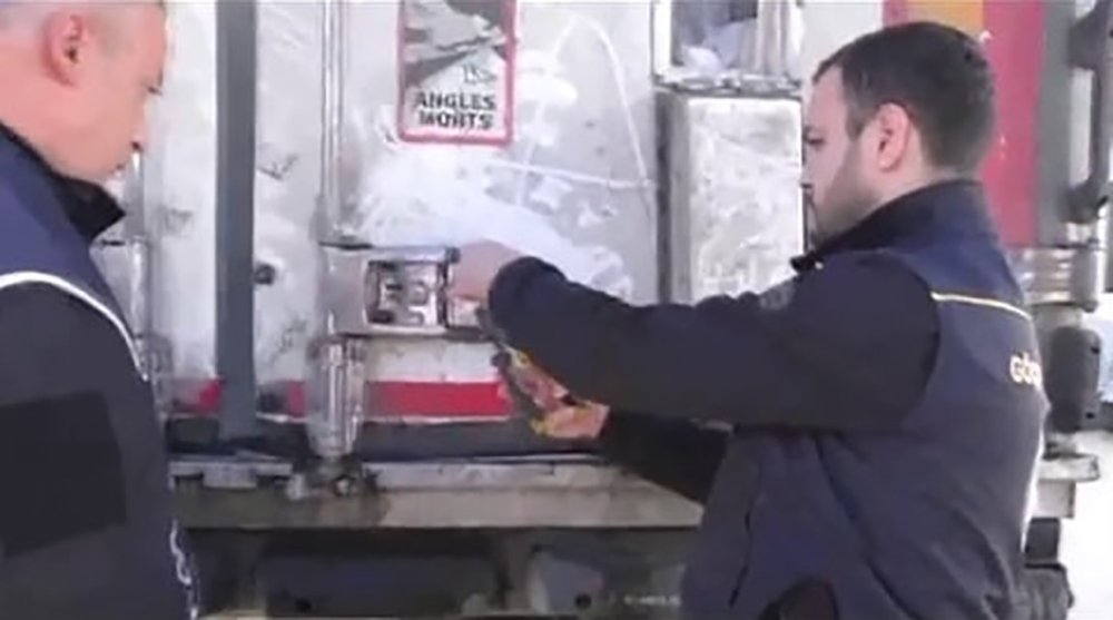 Doğu İllerinden Göçmen Kaçırdığı Tespit Edilen Şahıs Tutuklandı