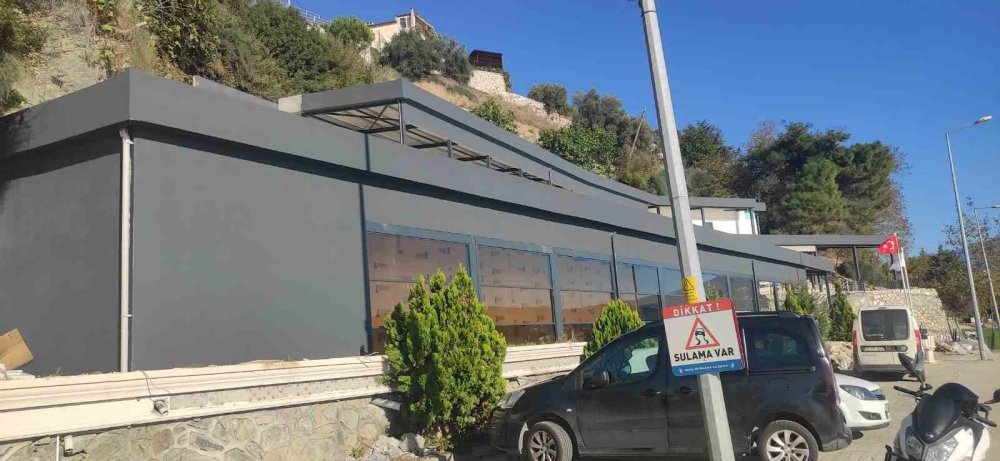 Gemlik’te Tartışmalı İnşaat