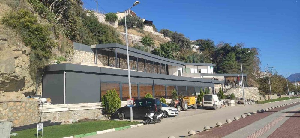 Gemlik’te Tartışmalı İnşaat