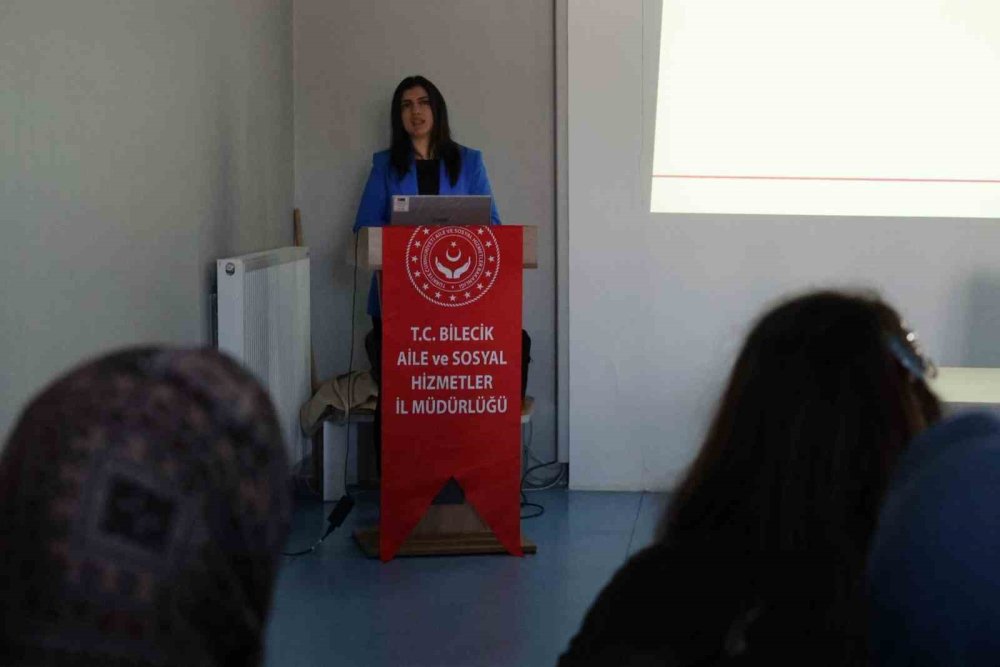 Kadına Şiddetle Mücadele Seminerleri Düzenlendi