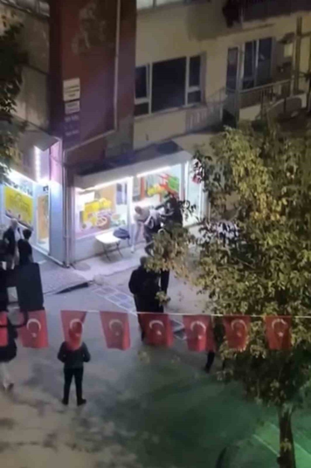 Bıçaklı Kavga: 1 Yaralı