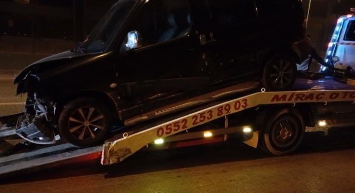 Direksiyon Hakimiyetini Kaybetti Kazaya Neden Oldu