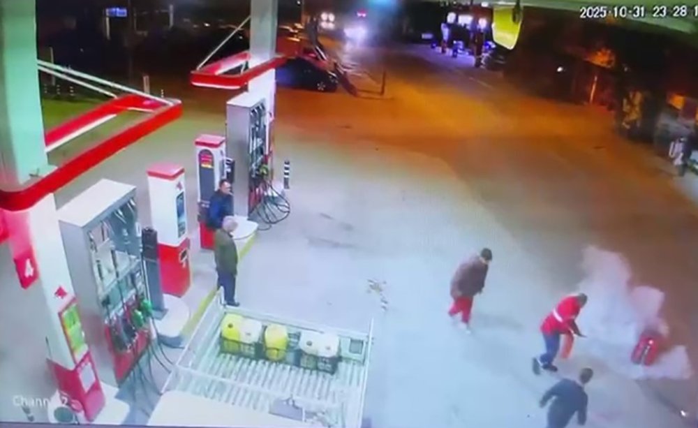 İki motosiklet çarpıştı