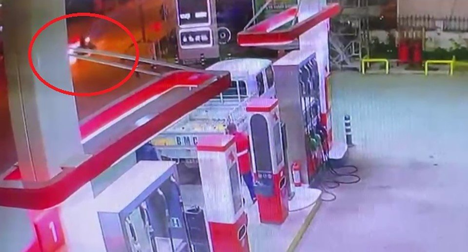 İki motosiklet çarpıştı