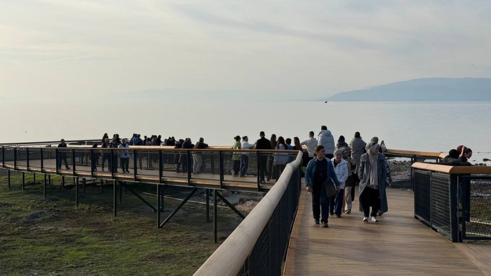 2 Bin Yıllık Beddua Görenleri Hayrete Düşürdü