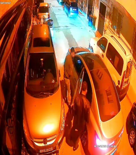 Mahalleliyi Ayağa Kaldırdılar