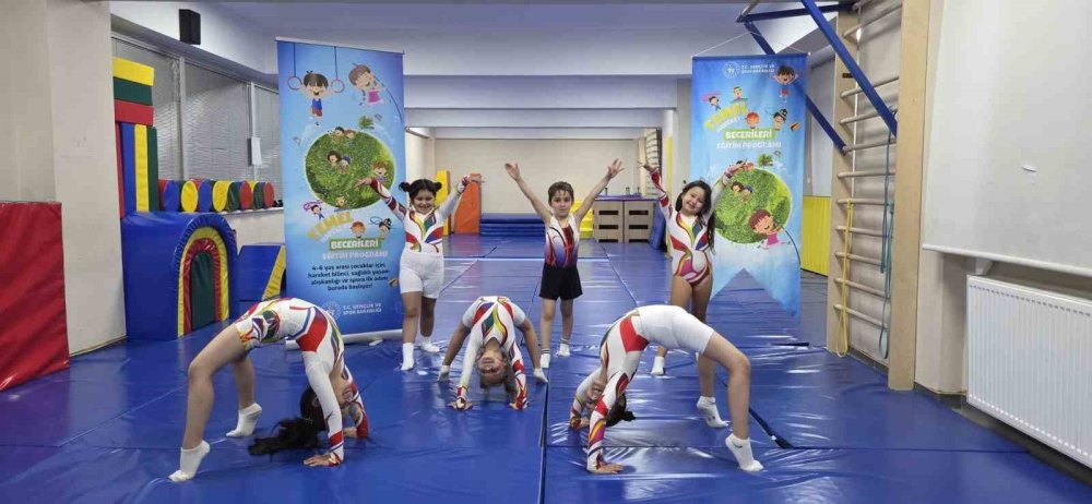 Minik Sporcular Eğlenerek Öğreniyor