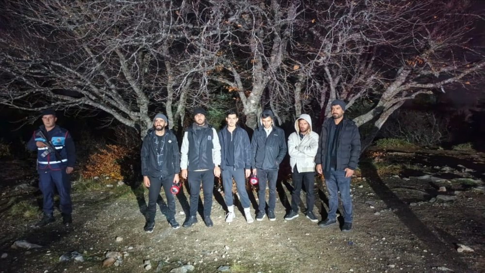 Ormanda Mahsur Kalan 6 Kişi Kurtarıldı