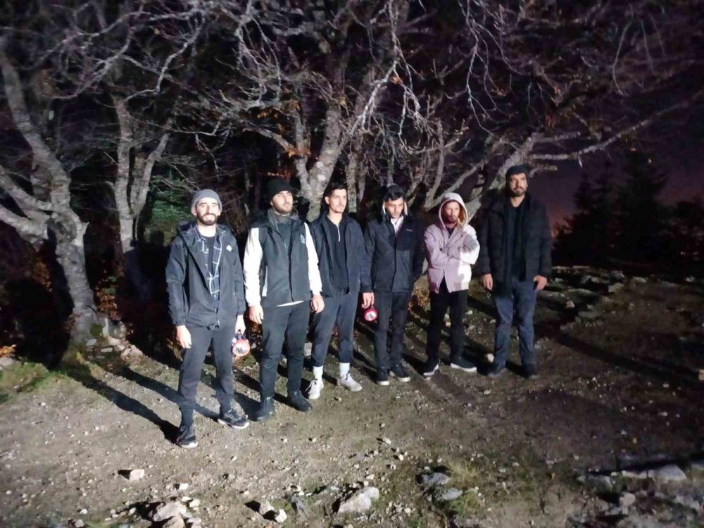 Ormanda Mahsur Kalan 6 Kişi Kurtarıldı