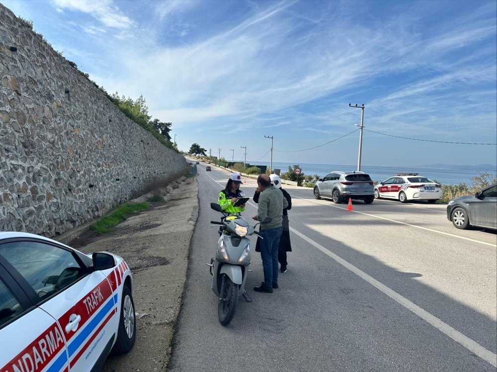 Servis Araçları Ve Motosikletlere Sıkı Denetim