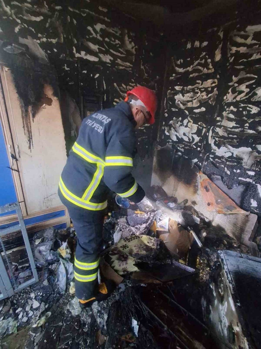 Ev Yangını Korkuttu