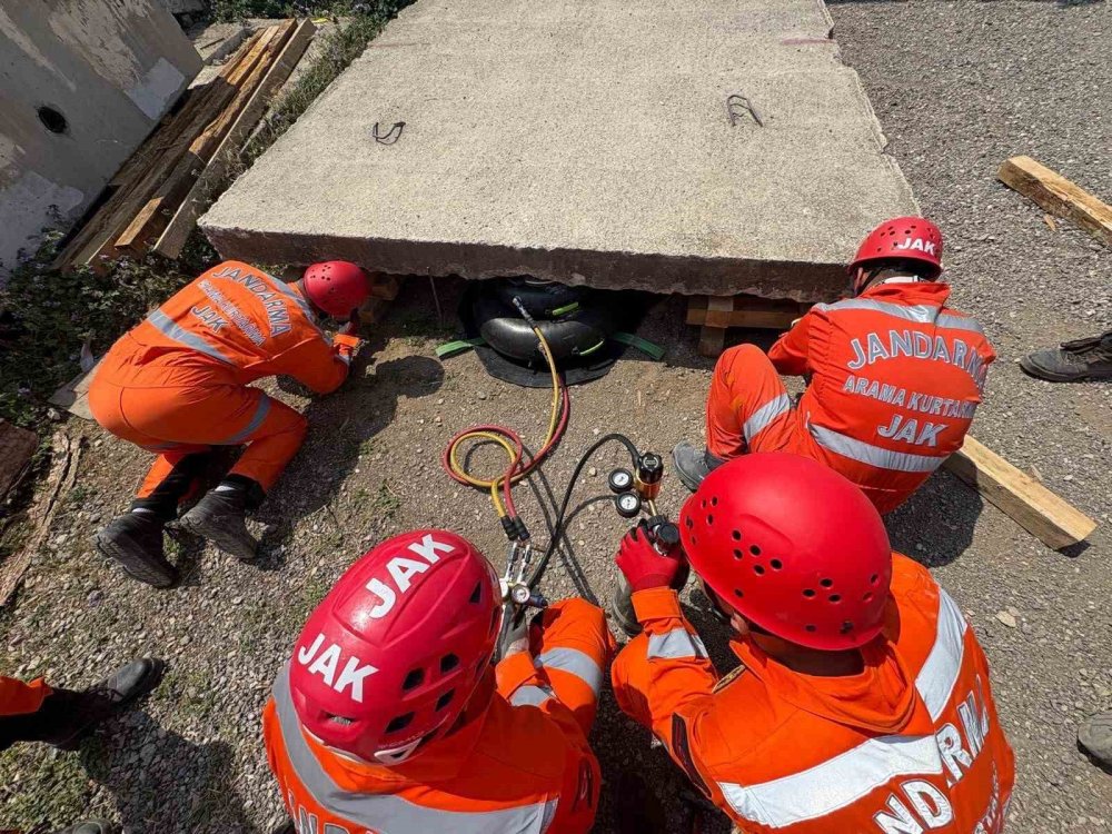 Jak Timleri Eğitimlerine Aralıksız Devam Ediyor