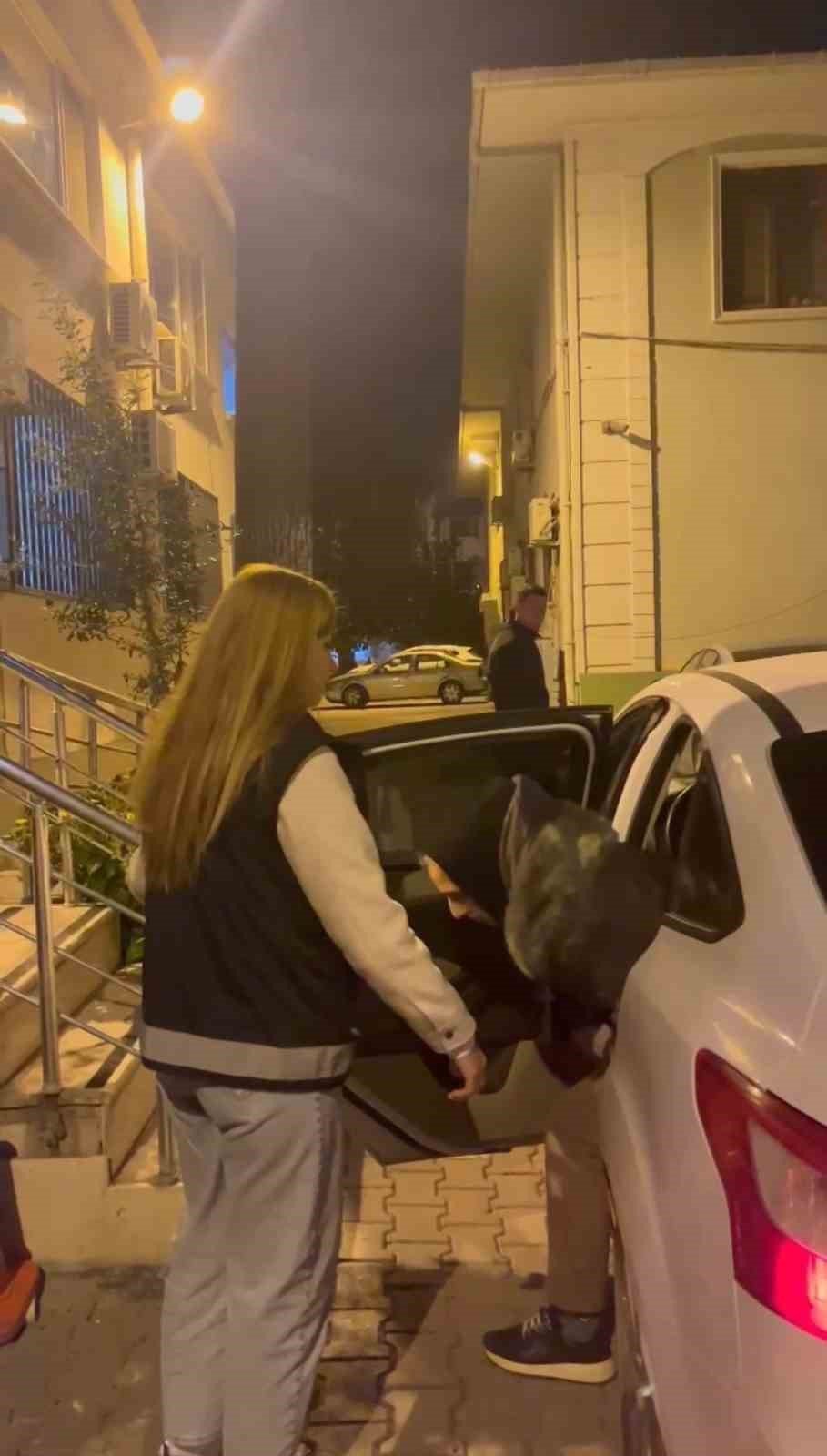 Müşterileri Adına Kredi Çeken Beyaz Eşya Bayisi Kadına Ev Hapsi Verildi