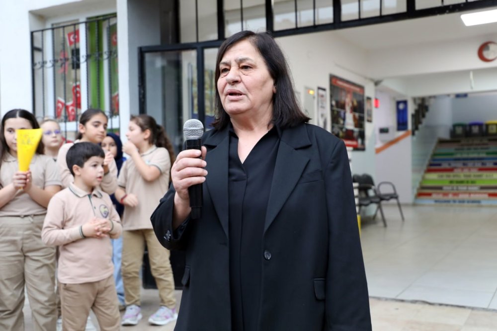 39 Yıllık Eğitimciye Unutulmaz Veda: Gözyaşlarıyla Uğurlandı