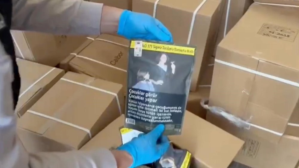 Durdurulan Tır da Piyasa Değeri 7 Milyon TL Olan Sahte Tütün Ürünleri Ele Geçirildi