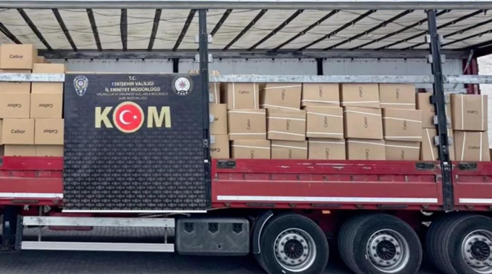 Durdurulan Tır da Piyasa Değeri 7 Milyon TL Olan Sahte Tütün Ürünleri Ele Geçirildi