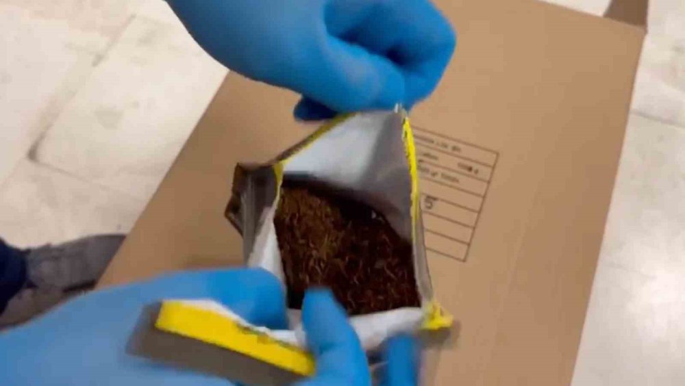 Durdurulan Tır da Piyasa Değeri 7 Milyon TL Olan Sahte Tütün Ürünleri Ele Geçirildi