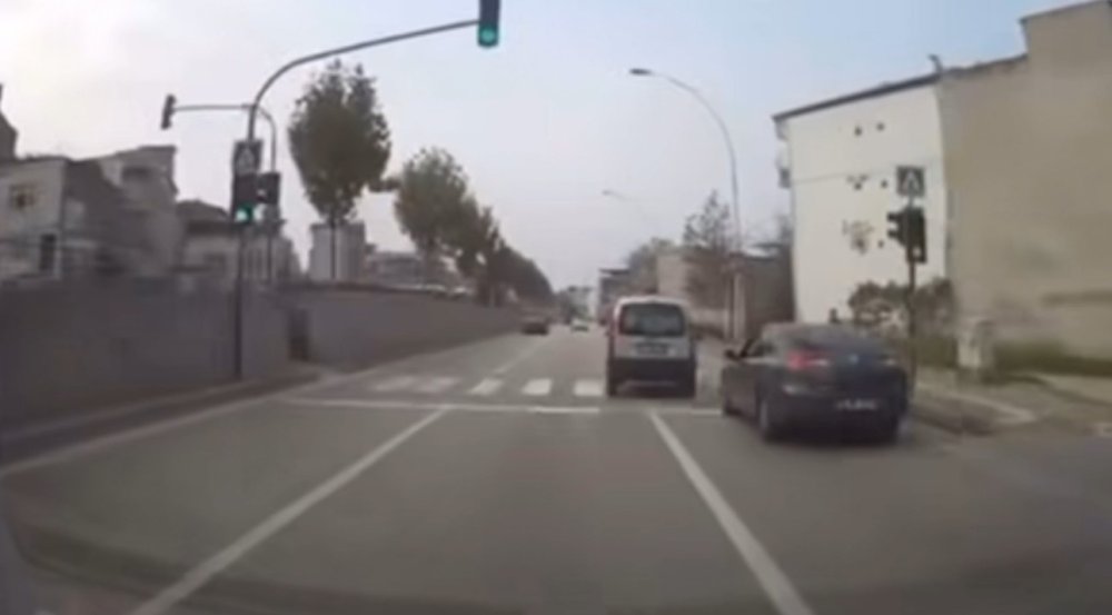 Kazalar Araç Kamerasına Yansıdı