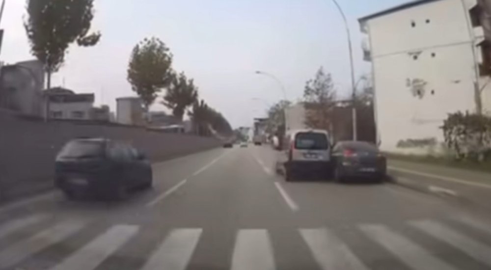 Kazalar Araç Kamerasına Yansıdı