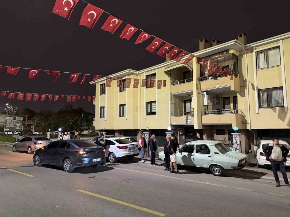 Uyuşturucu Taşıdığından Şüphelenilen Araç, Kilometrelerce Kovalandı