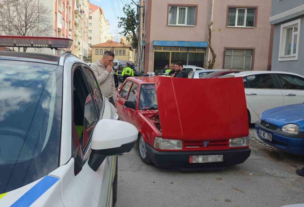 ’Dur’ İhtarına Uymayan Sürücü Aracını Bırakıp Kaçtı