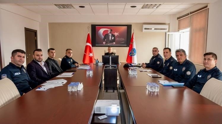 İl Emniyet Müdürü Şener, Teknoloji Birimleriyle Çalışmaları Değerlendirdi