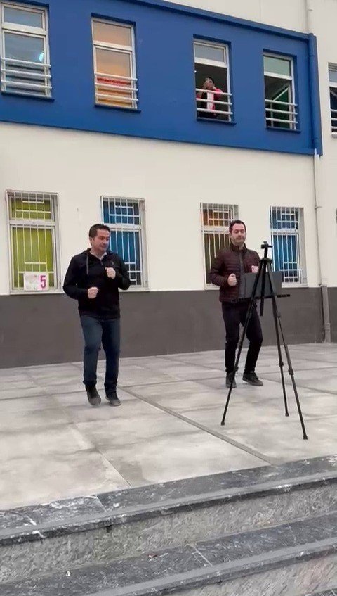 1200 Öğrenci Derse Sporla Başlıyor