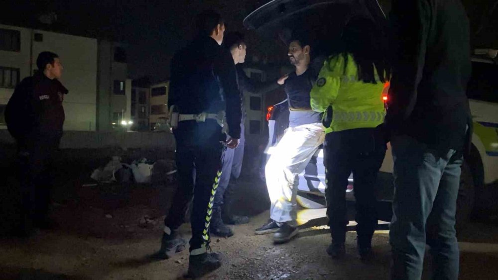 Dur İhtarına Uymayan Sürücü, İnşaat Alanında Yakalandı