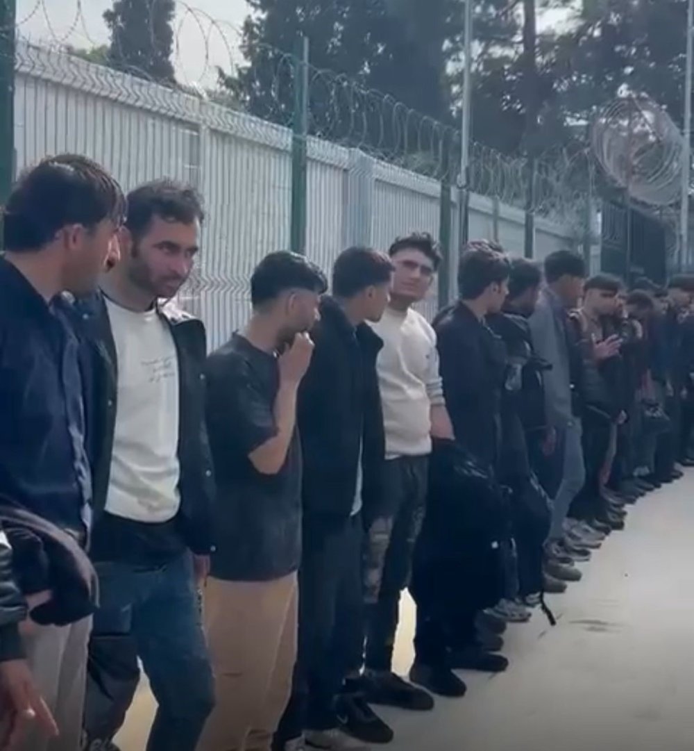 24 Düzensiz Göçmen Yakalandı