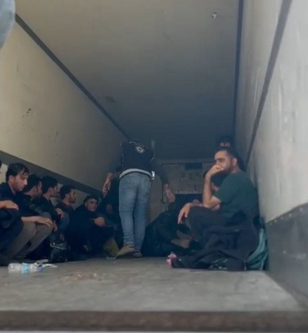 24 Düzensiz Göçmen Yakalandı