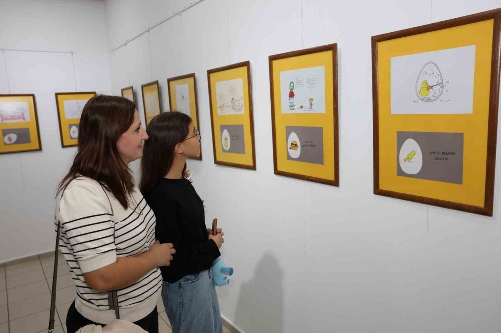 Rıfat Ilgaz’ın Öksüz Civciv’i Karikatürlerde Hayat Buldu