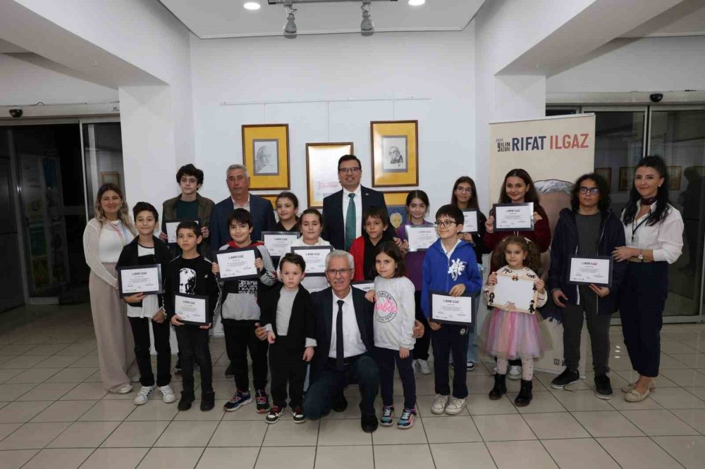 Rıfat Ilgaz’ın Öksüz Civciv’i Karikatürlerde Hayat Buldu