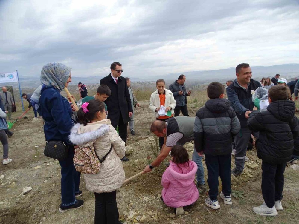 150 Fidan Toprakla Buluştu