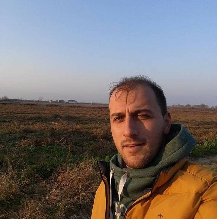 3 Çocuk Babası Adam Halı Sahada Kalbine Böyle Yenildi