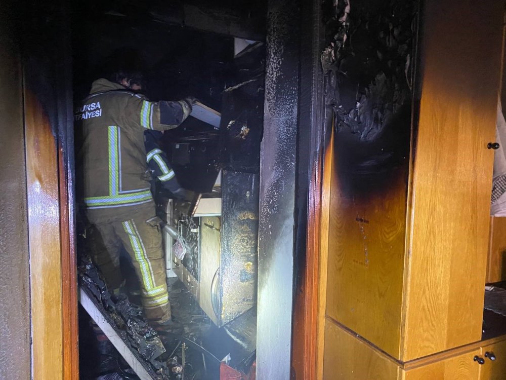 Aynı Apartmanda 5. Kez Yangın Çıktı