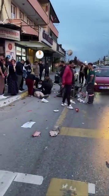 Otomobil İle Motorlu Bisiklet Çarpıştı: 1 Yaralı