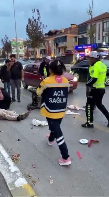 Otomobil İle Motorlu Bisiklet Çarpıştı: 1 Yaralı