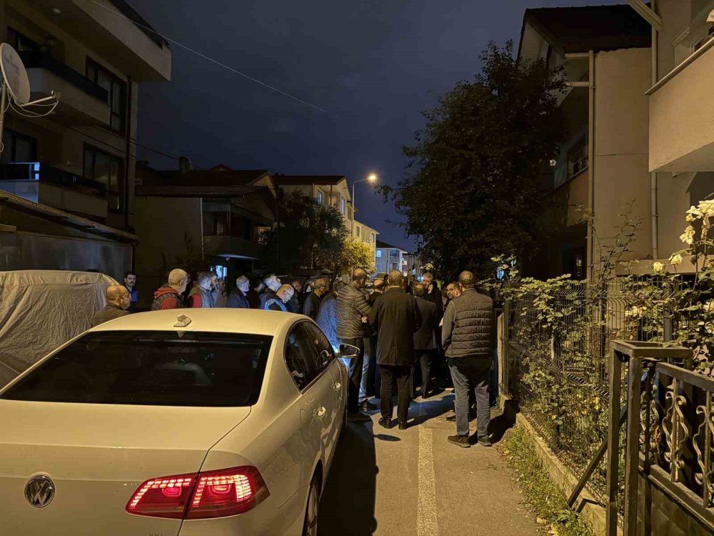 Şehidin Baba Ocağına Türk Bayrağı Asıldı