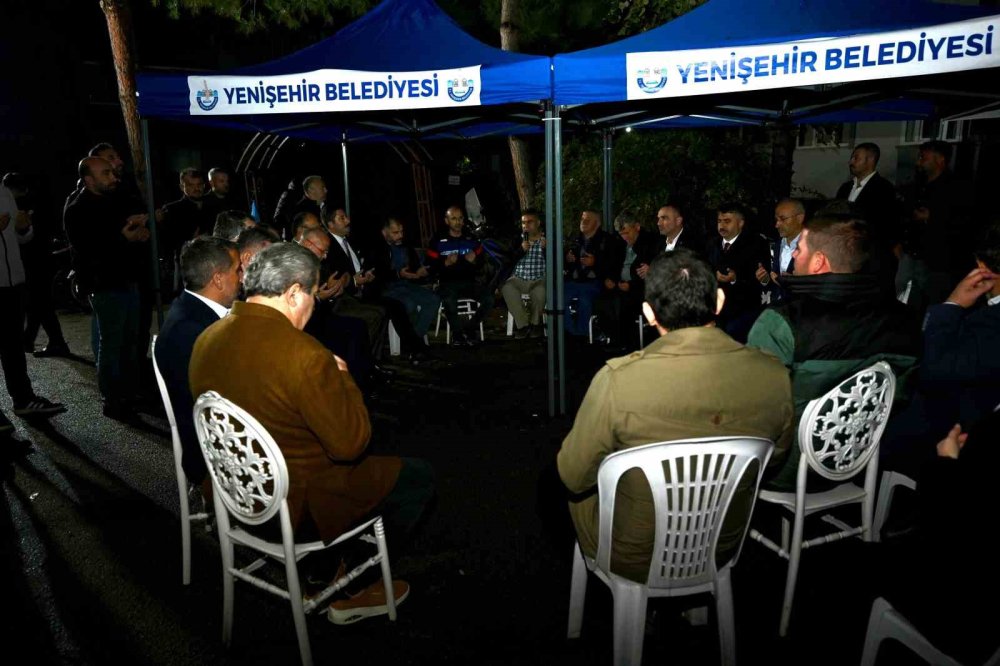 Ak Parti, Şehit Ailesini Ziyaret Etti