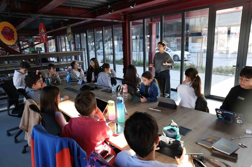 Çocuklar Animasyonun Temellerini Öğrendi