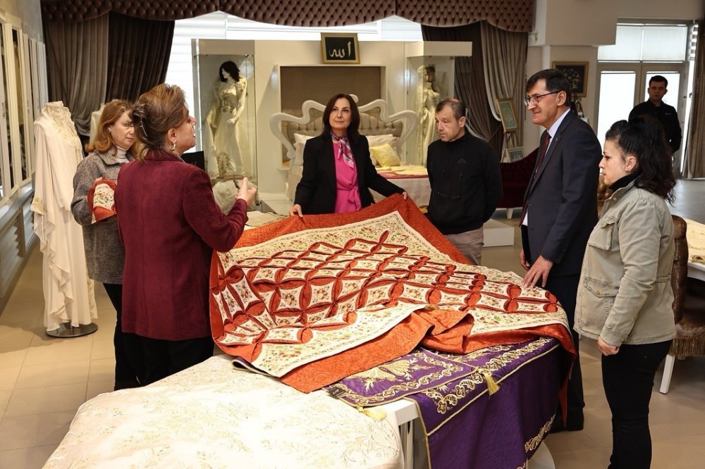 Belediye Başkanından Kültürel Üretime Destek