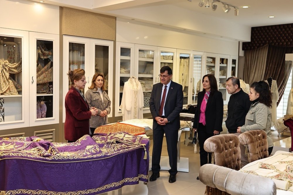 Belediye Başkanından Kültürel Üretime Destek