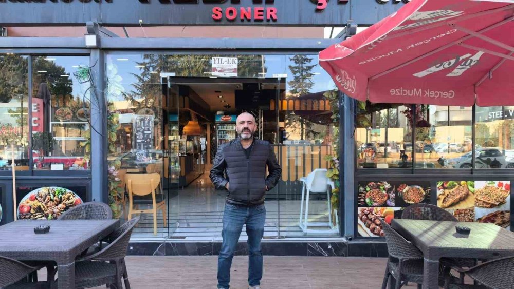 İşyerine Defalarca Giren Hırsızı Sopayla Kovaladı