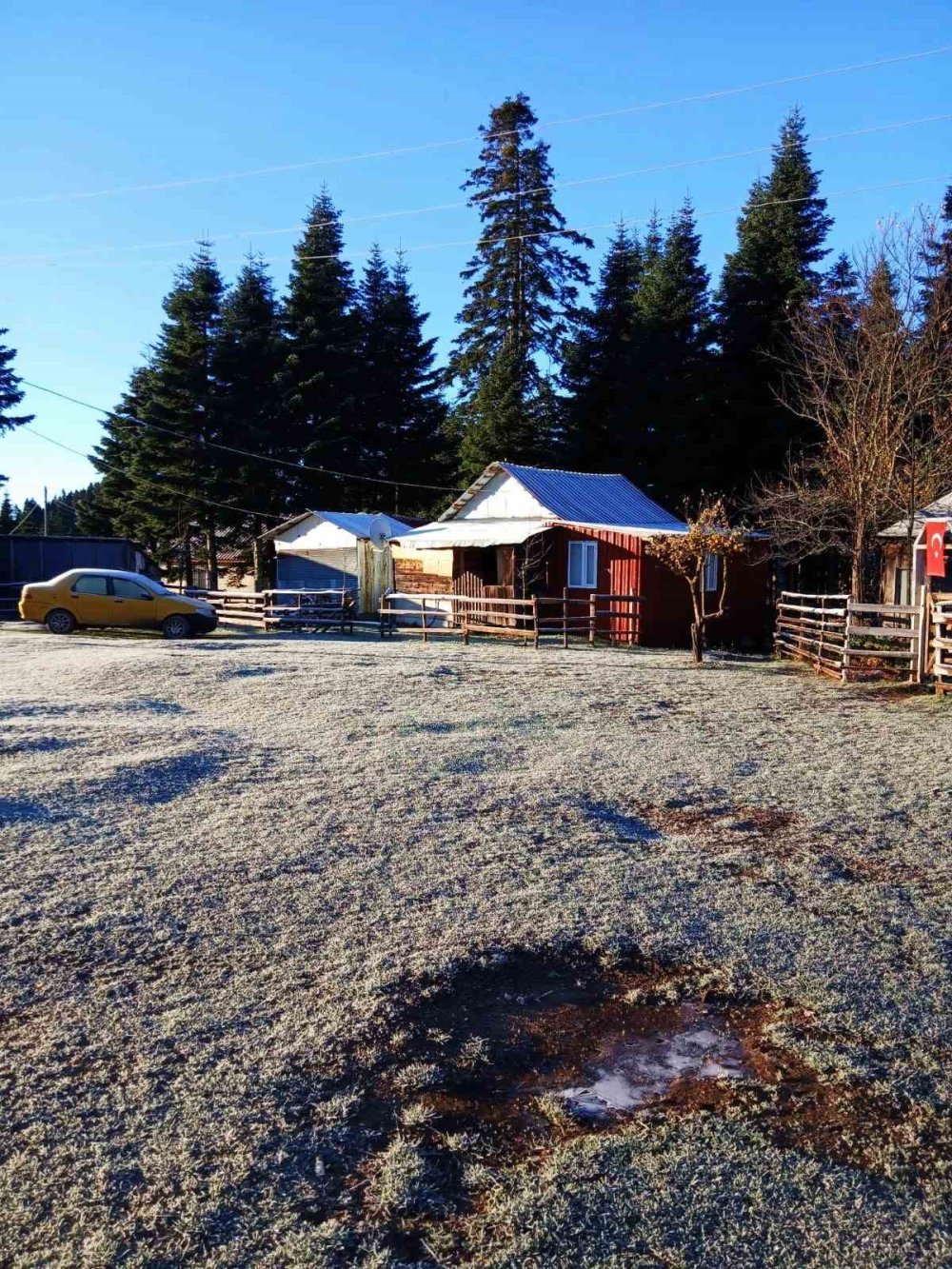 Mevsimin İlk Karı Yağdı