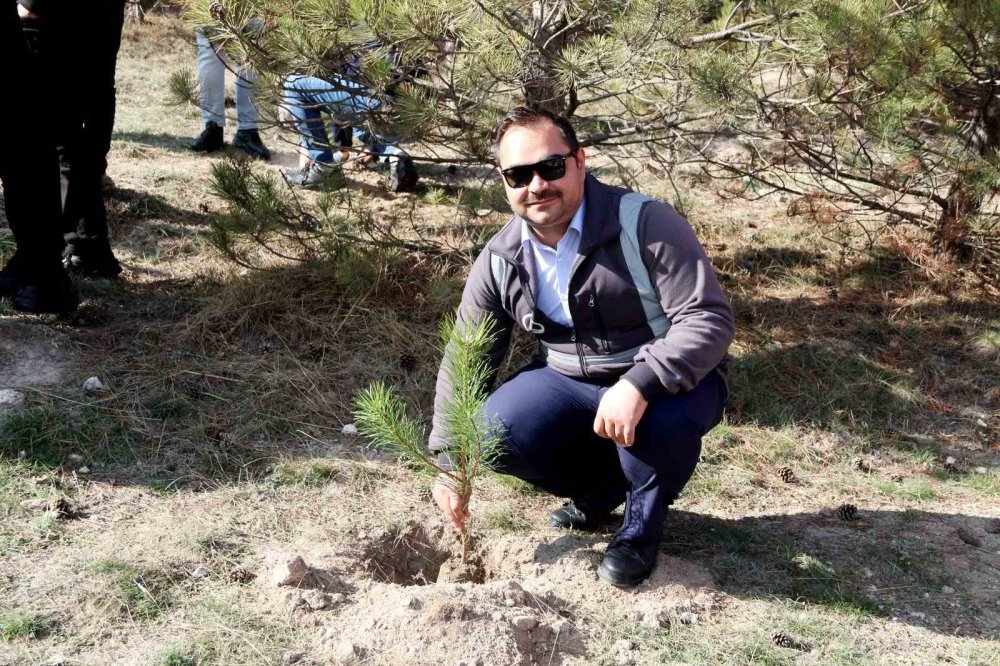 Osb’nin Geleneksel Fidan Dikim Etkinliği Yoğun Katılımla Gerçekleşti