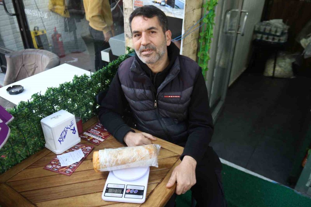 1 Kiloluk Tavuk Dürümü 150 Tl’ye Satan Esnaf Taleplere Yetişemiyor